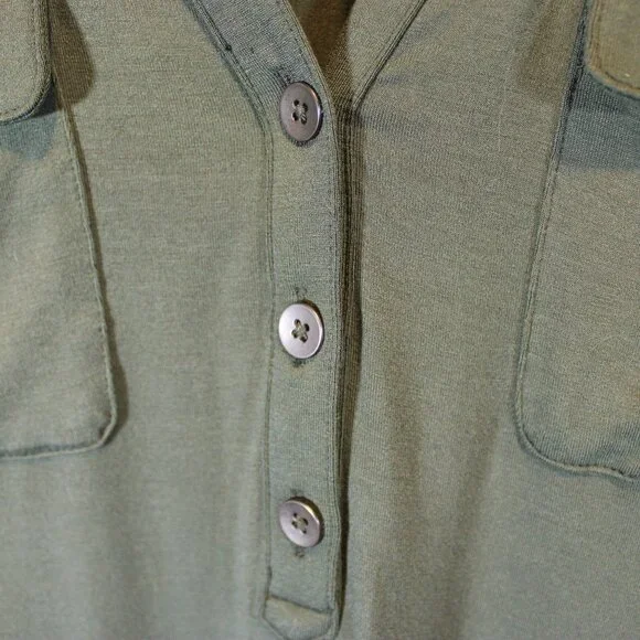 A New Day Green Button Front Henley Top- Size Medium - Picture 4 of 7